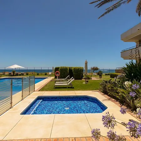 212 Heaven Apartments, Guadalmansa Playa Apartment Estepona